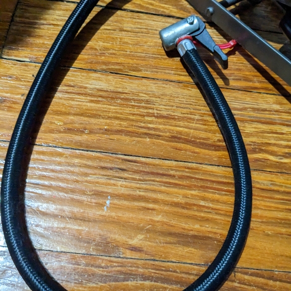 Bike pump - Picture 3 of 7